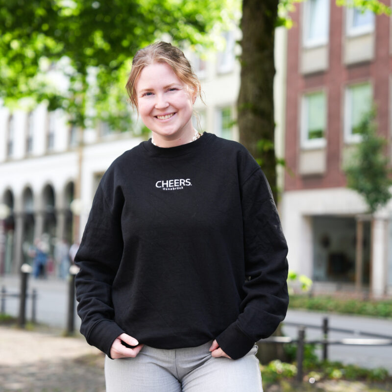 CHEERS. Osnabrück Basic Pulli